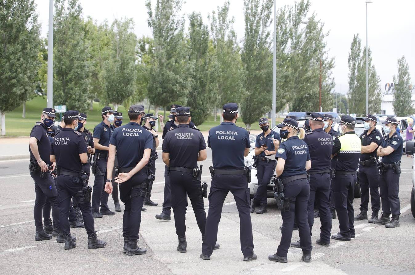 La protesta #Salvarelautocar de Córdoba en imágenes