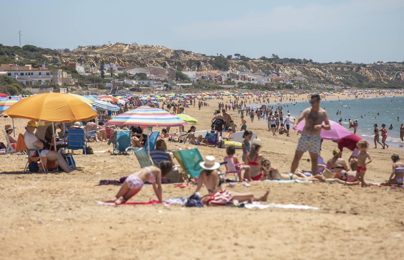 Estampas veraniegas en la playa de Mazagón