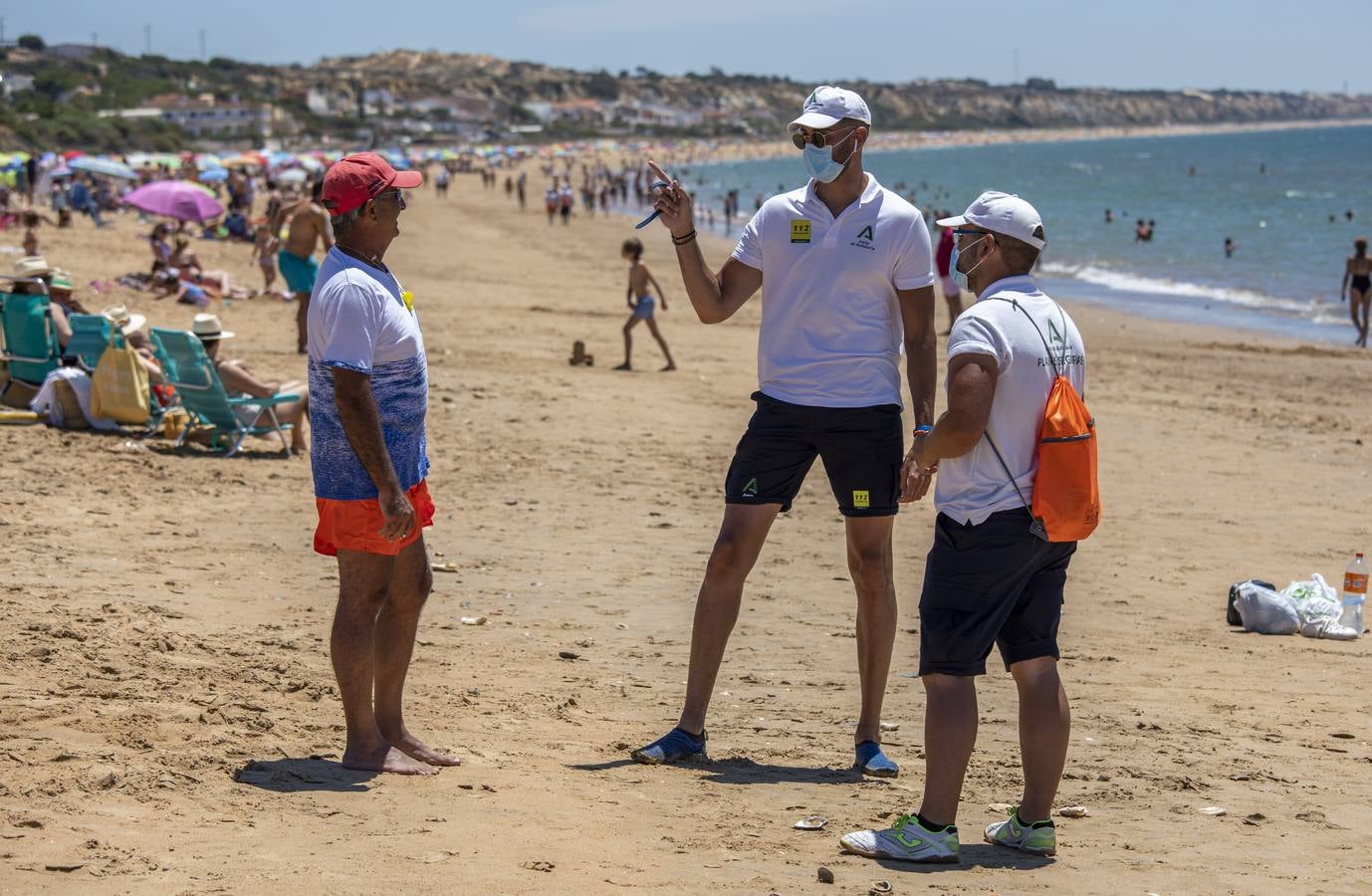 Estampas veraniegas en la playa de Mazagón