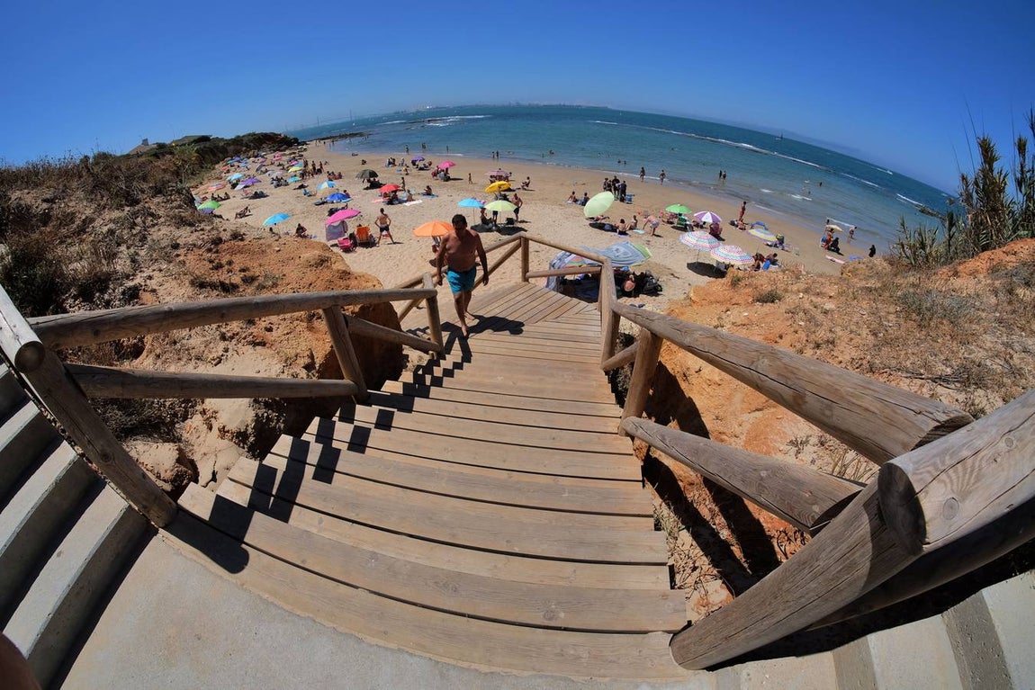 Ambiente en las playas del Puerto de Santa María