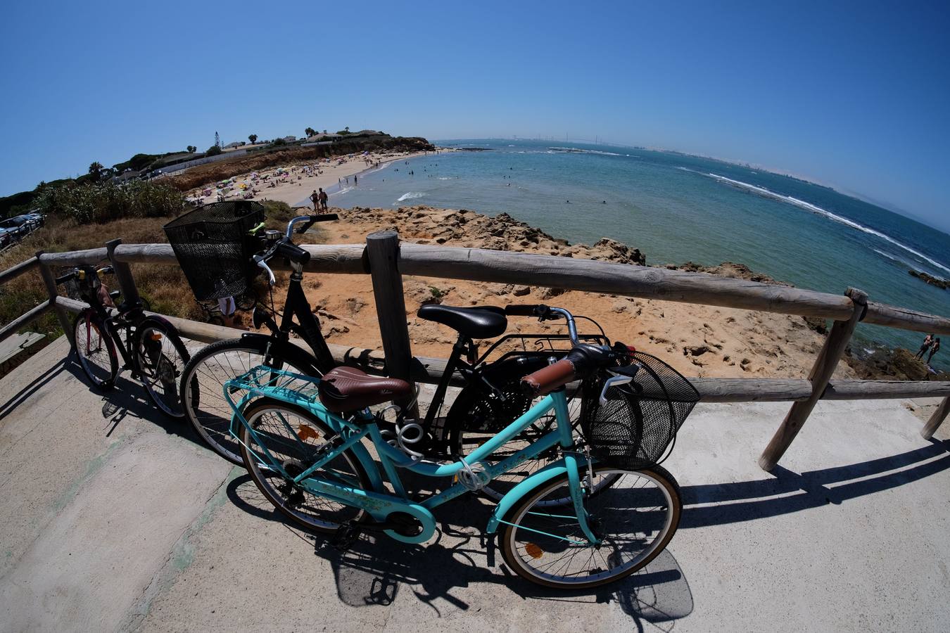 Ambiente en las playas del Puerto de Santa María