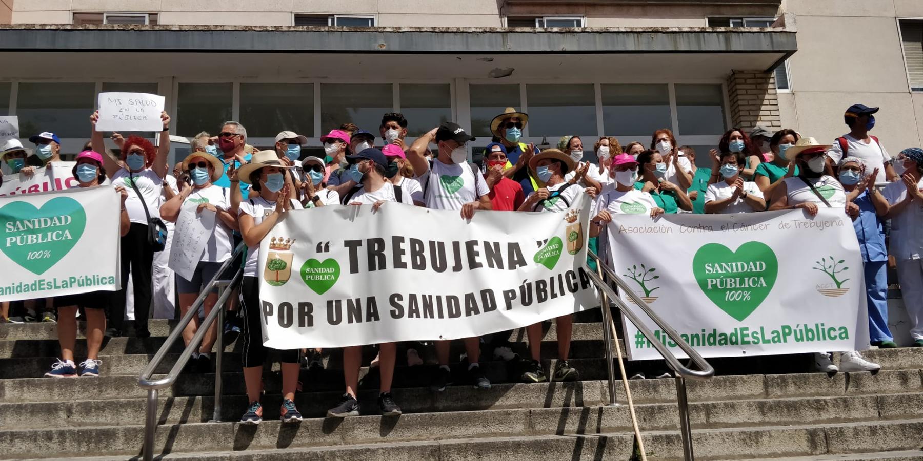 FOTOS: De Trebujena a Jerez a pie por una sanidad pública digna