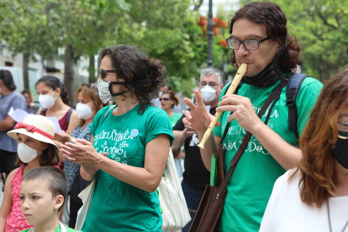 Fotos: las protestas de la escuela pública continúan en las calles de Cádiz