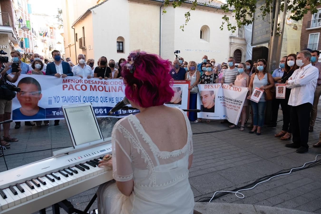 En imágenes, el acto de apoyo en Córdoba a la familia de Paco Molina