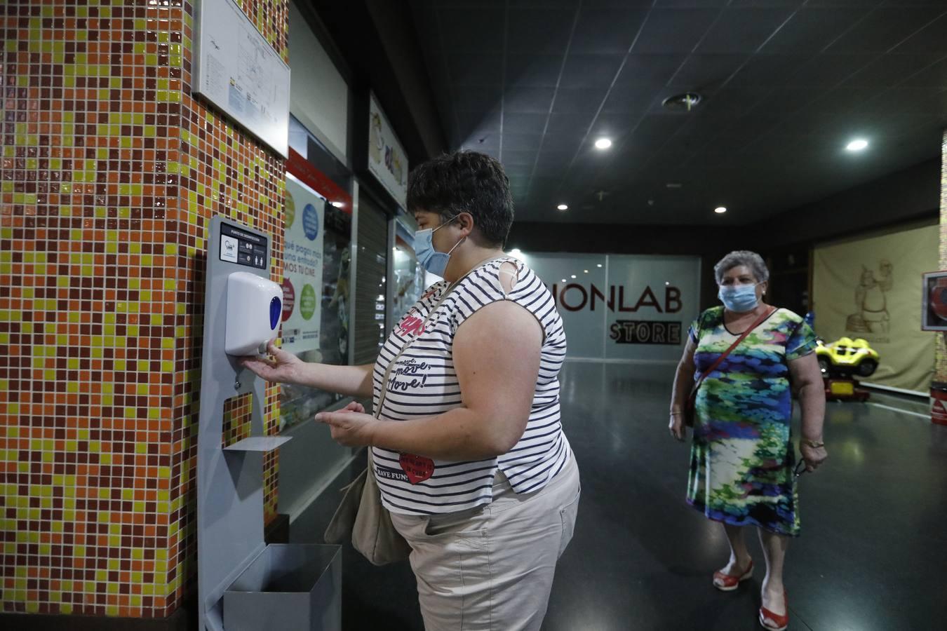 La reapertura de los cines Guadalquivir de Córdoba, en imágenes