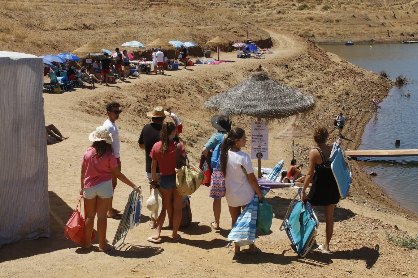 Los primeros chapuzones en las playas de interior de Córdoba