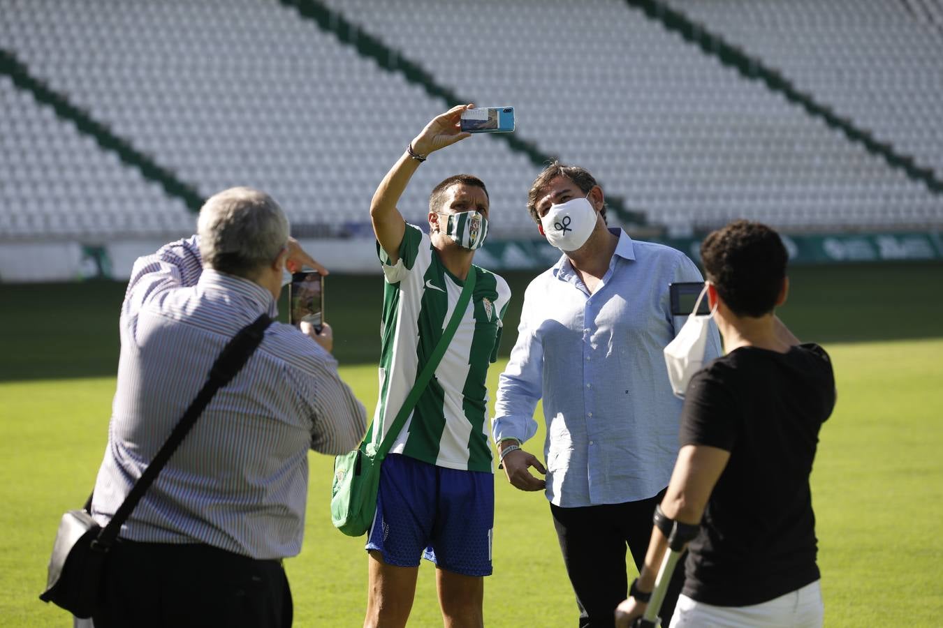 El inicio de la campaña de abonos del Córdoba CF, en imágenes