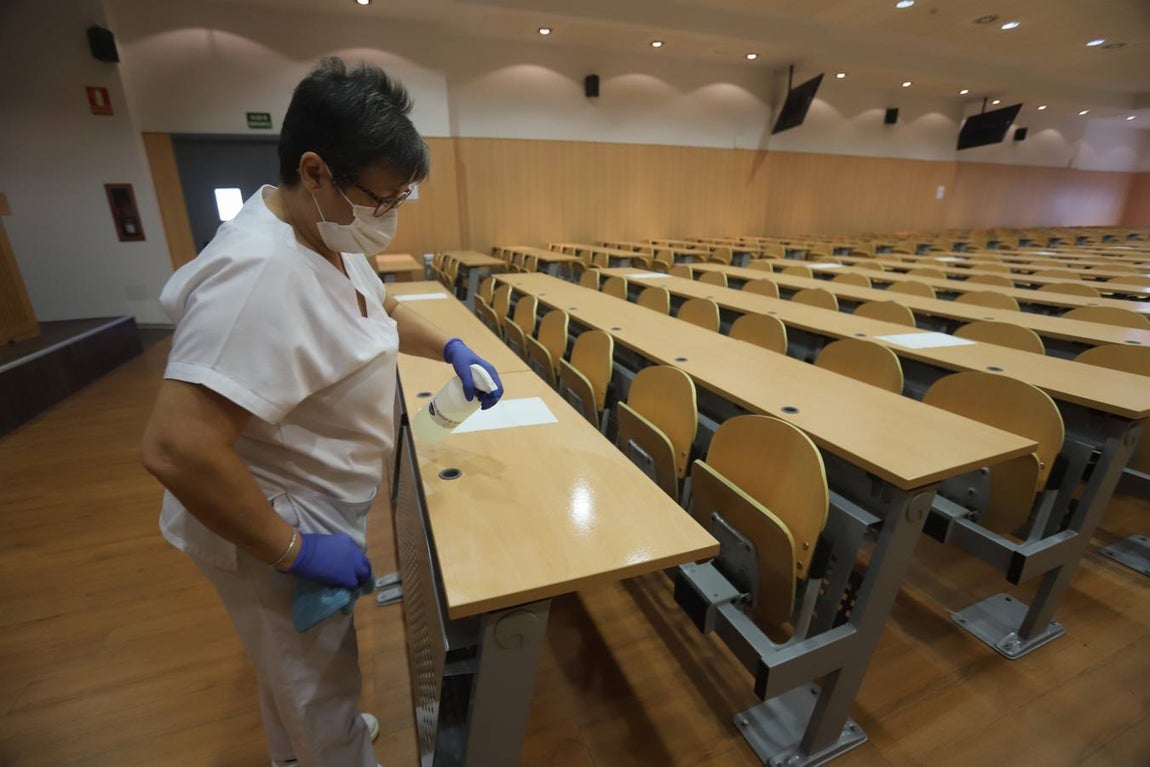 En imágenes, los preparativos para la Selectividad 2020 en Córdoba