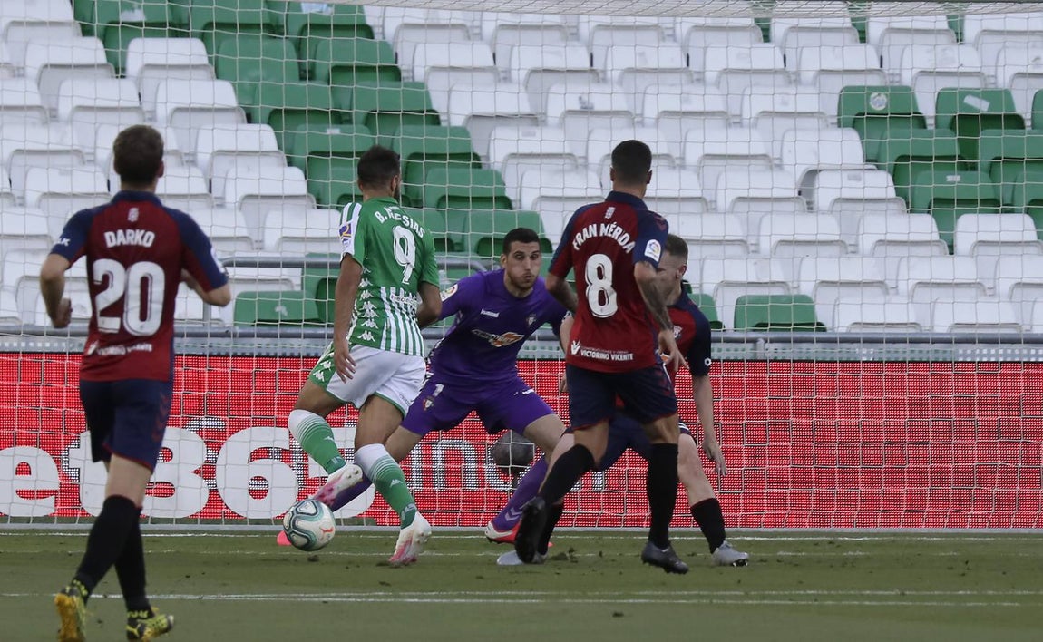 En imágenes, el encuentro entre el Betis y el Osasuna en el Benito Villamarín