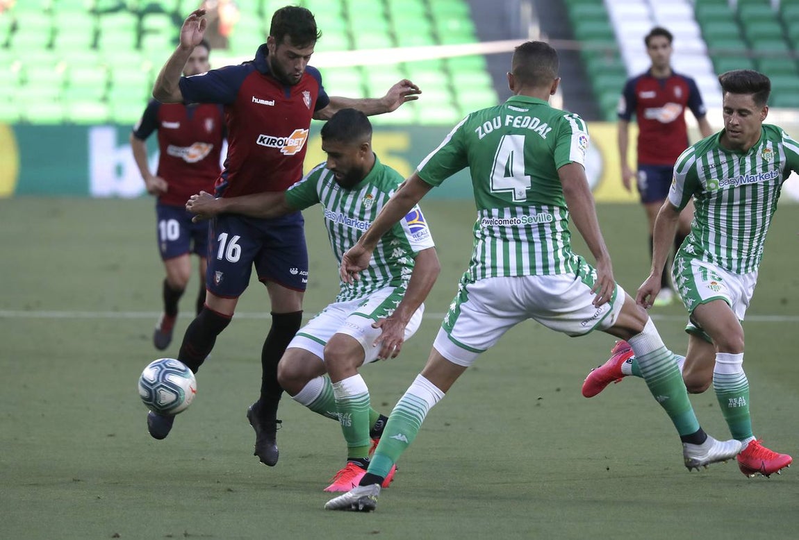 En imágenes, el encuentro entre el Betis y el Osasuna en el Benito Villamarín