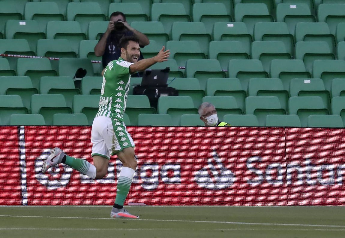 En imágenes, el encuentro entre el Betis y el Osasuna en el Benito Villamarín