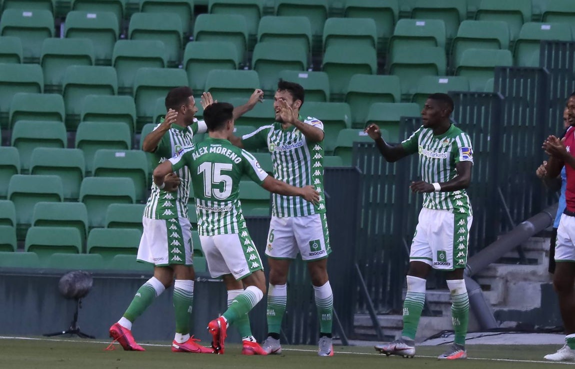 En imágenes, el encuentro entre el Betis y el Osasuna en el Benito Villamarín