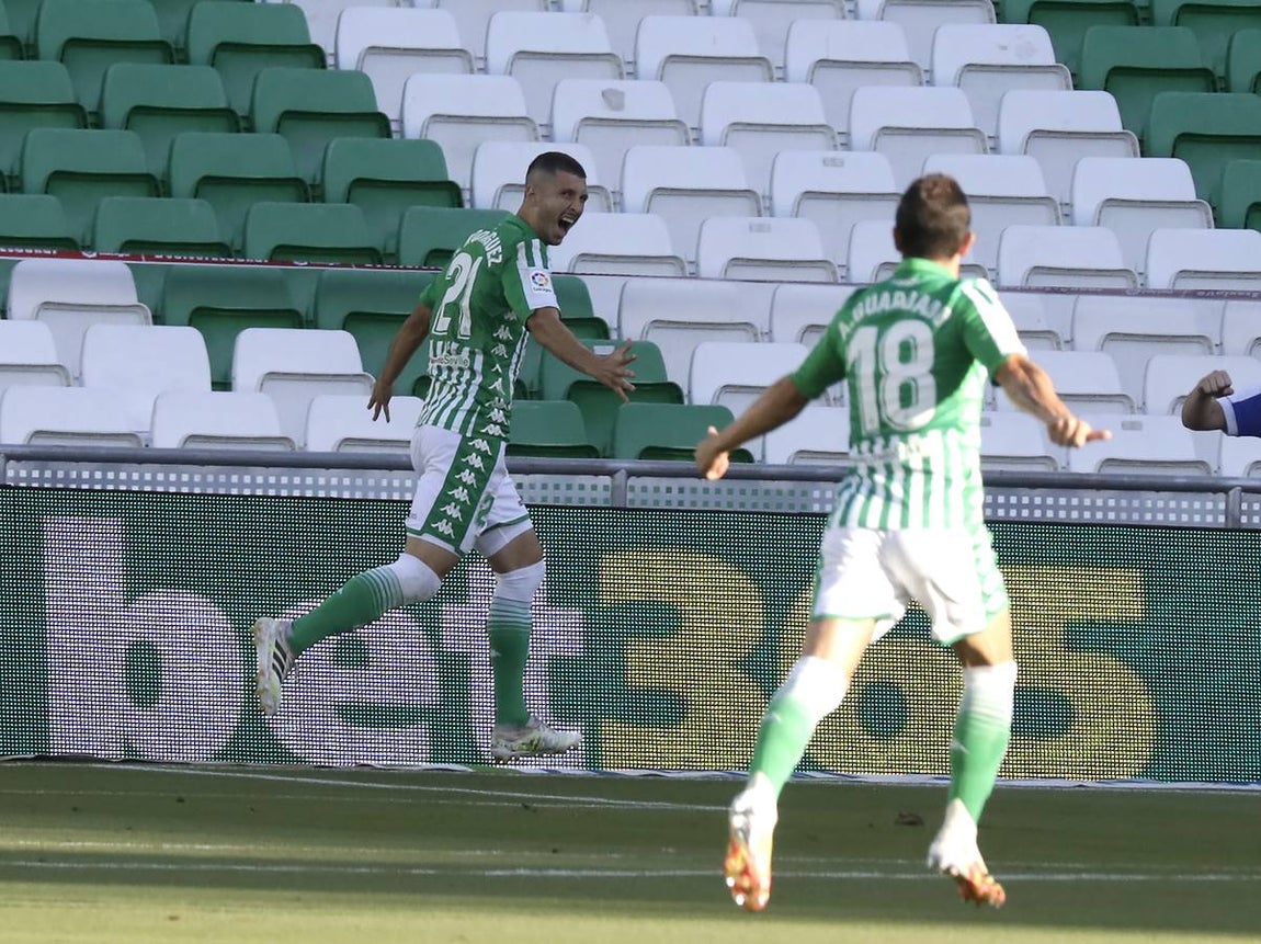 En imágenes, el encuentro entre el Betis y el Osasuna en el Benito Villamarín