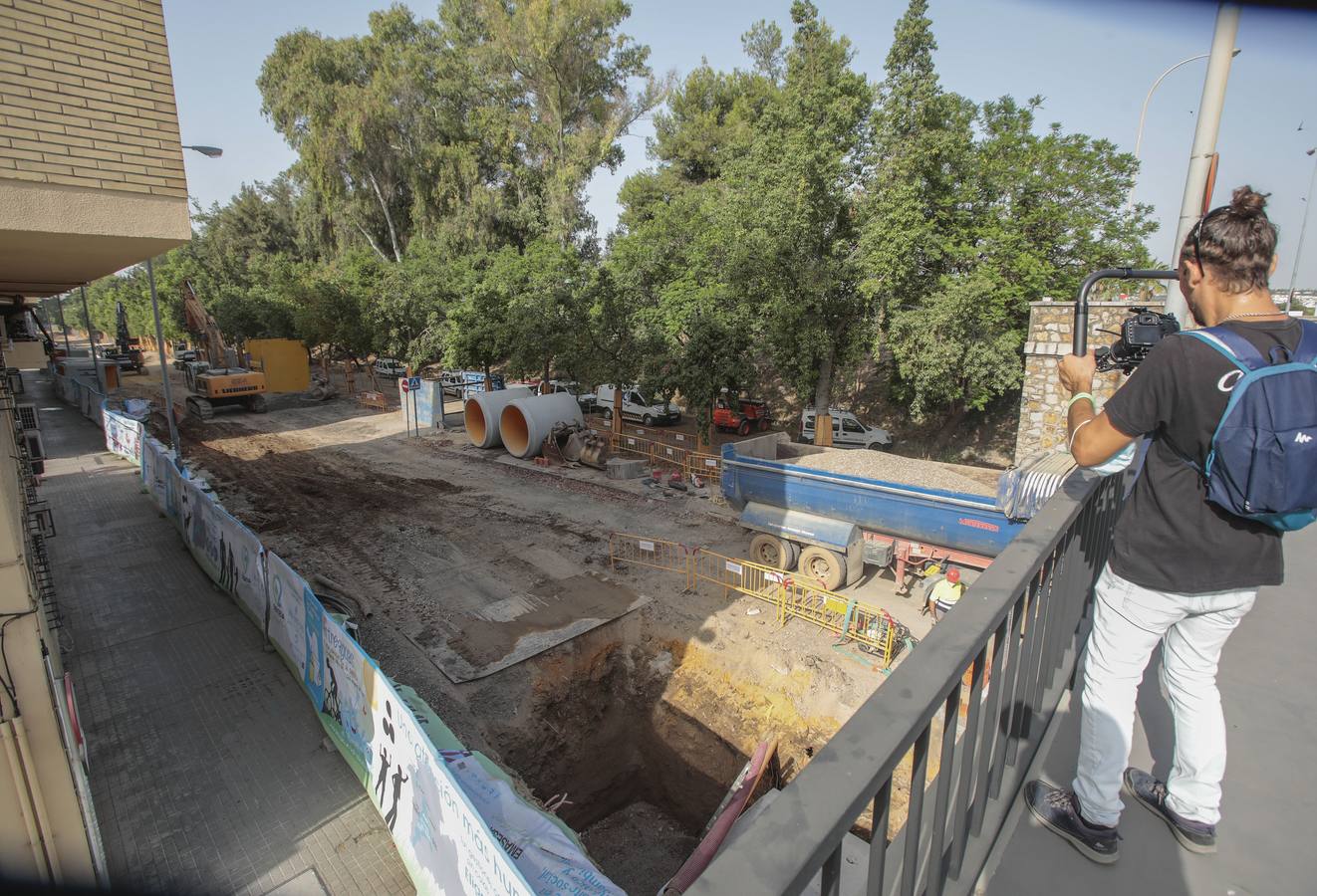 En imágenes, la construcción del colector de la Ronda de Tejares