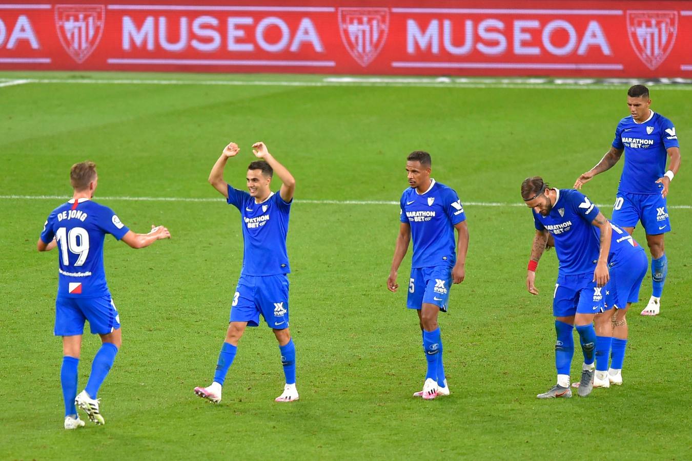 En imágenes, el encuentro entre el Athletic de Bilbao y el Sevilla F.C. en San Mamés