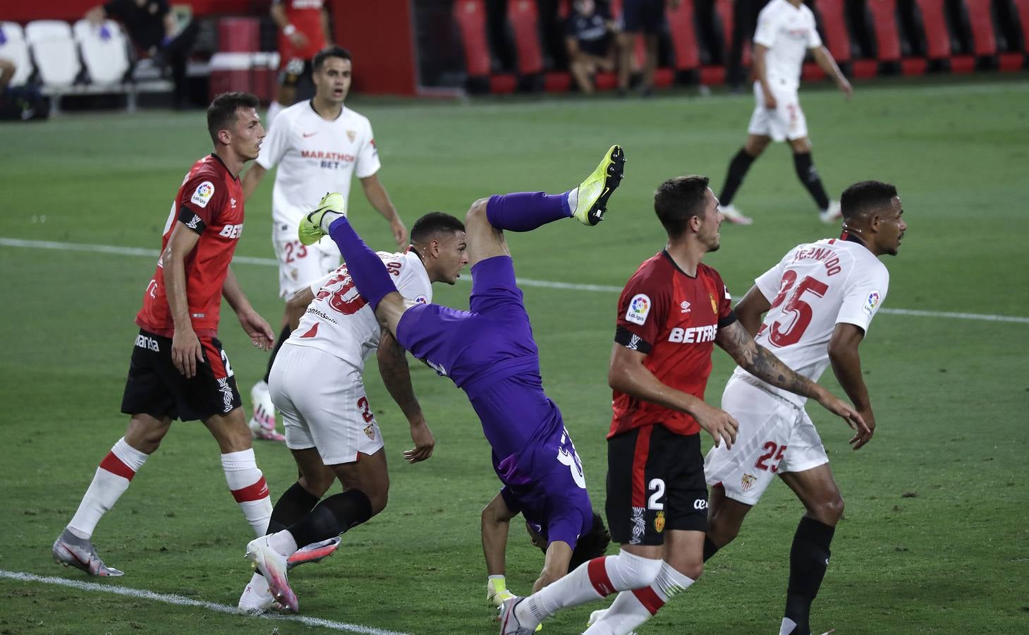 En imágenes, el encuentro entre el Sevilla FC y el Mallorca en el Sánchez Pizjuán