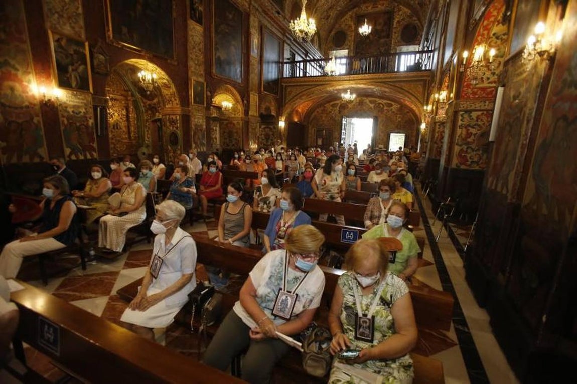 La misa del obispo de Córdoba en San Cayetano, en imágenes