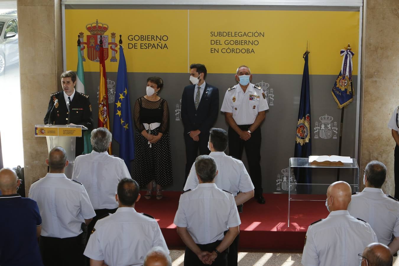 La toma de posesión del nuevo comisario jefe de la Policía Nacional en Córdoba, en imágenes