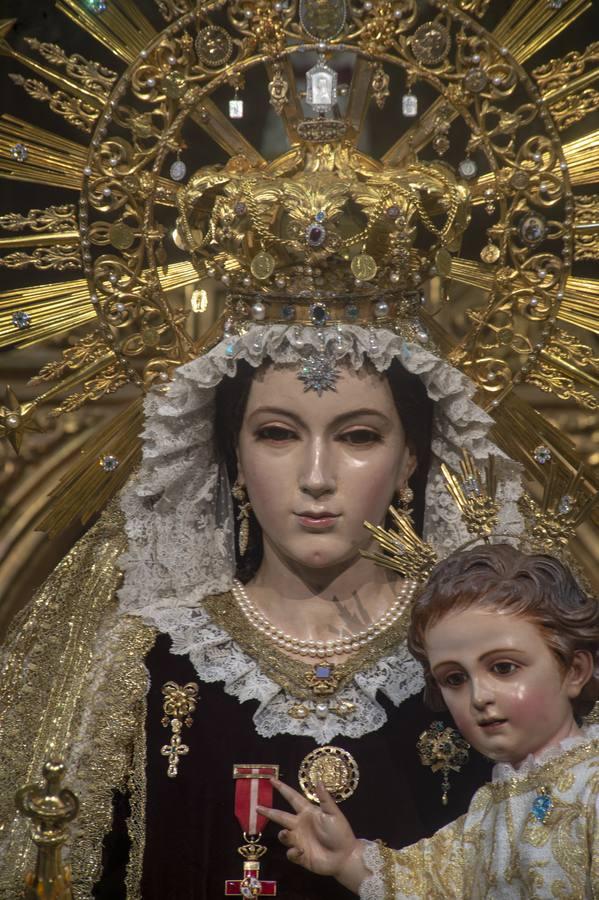 Veneración de la Virgen del Carmen del Buen Suceso