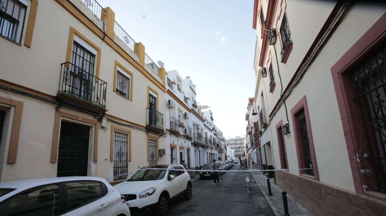 Incendio en un piso turístico de Sevilla