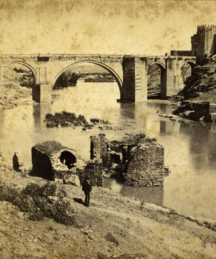 Aspecto de los molinos de Cruz (ca. 1860) en una imagen perteneciente a una foto estereoscópica de Ernest Lamy. Archivo Municipal de Toledo. Colección Luis Alba. 