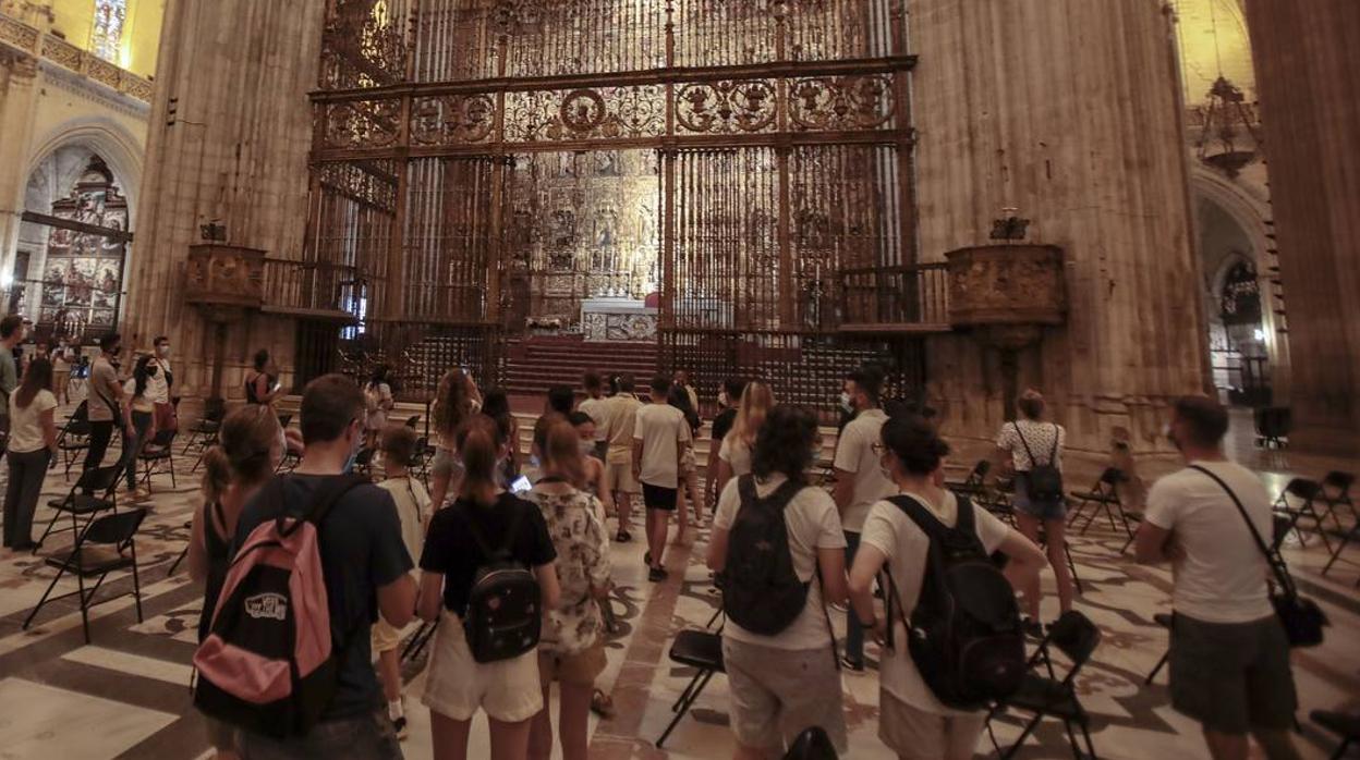 Reapertura de la Catedral de Sevilla a la visita cultural en grupos