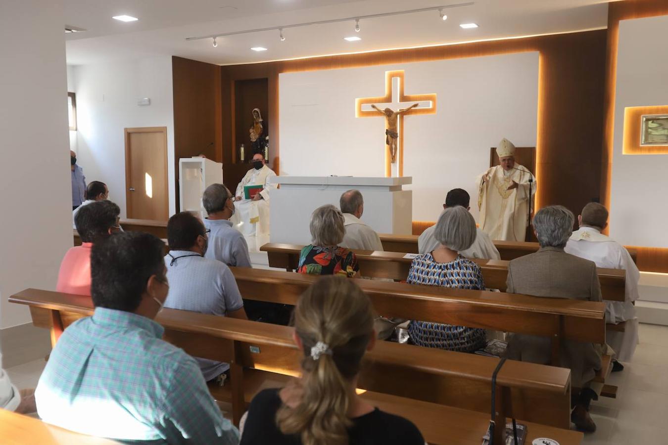 La bendición de la nueva iglesia del Beato Cristóbal de Santa Catalina, en imágenes