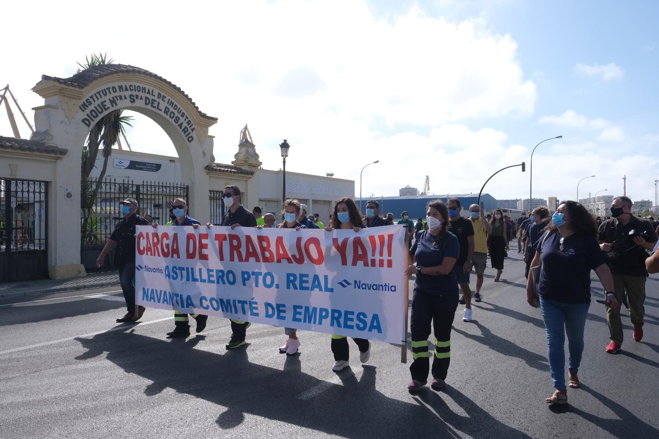 FOTOS: Los Astilleros de la Bahía de Cádiz salen a la calle a pedir auxilio