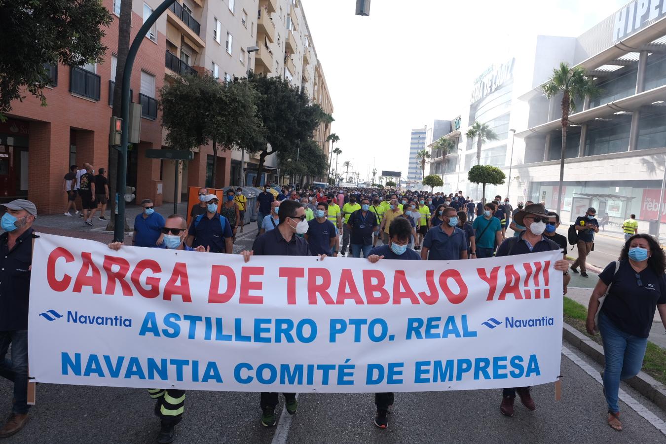 FOTOS: Los Astilleros de la Bahía de Cádiz salen a la calle a pedir auxilio