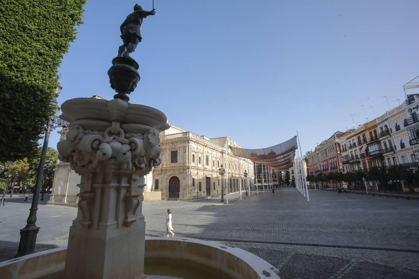 En imágenes, Sevilla se queda vacía con la llegada del mes de agosto