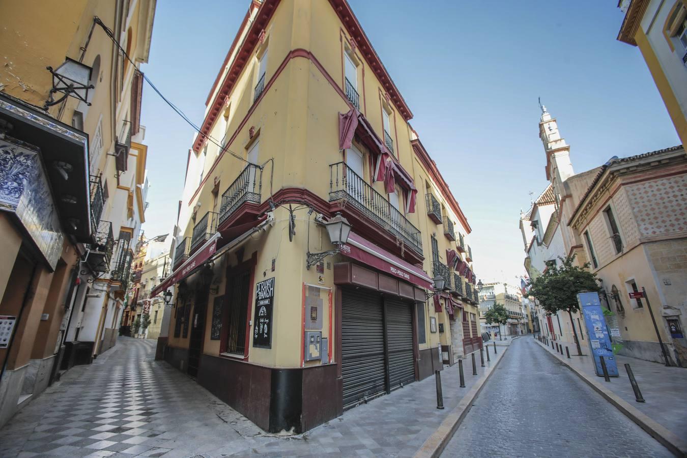 En imágenes, Sevilla se queda vacía con la llegada del mes de agosto