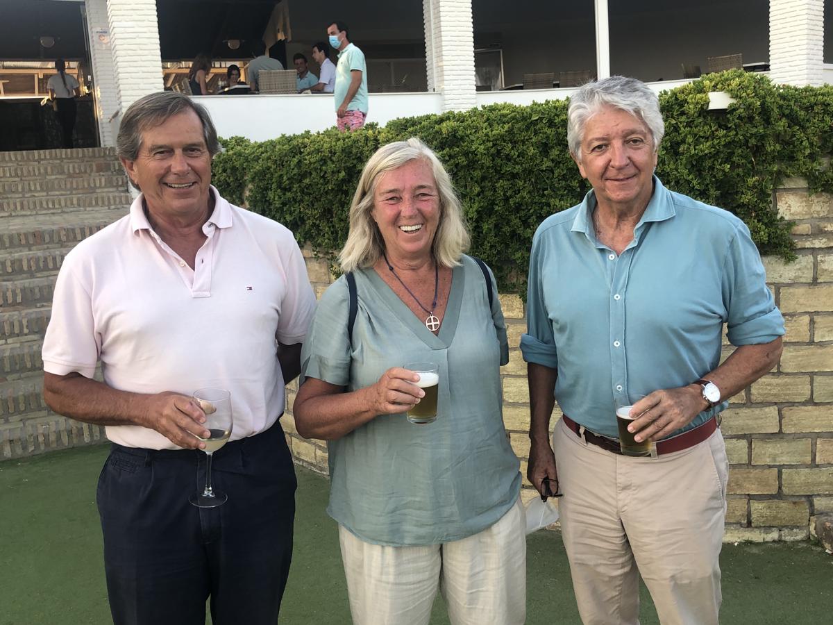 Antonio Pérez de Guzmán, Patricia Cubas y Jose María de la Cuadra. 