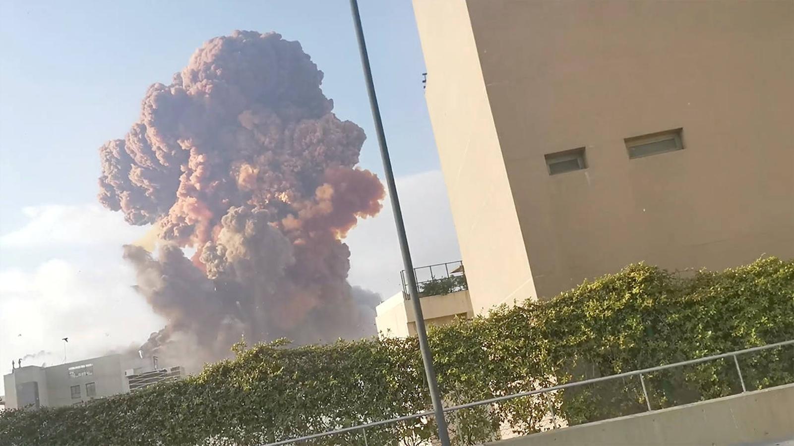 Brutal explosión en el puerto de Beirut, en imágenes