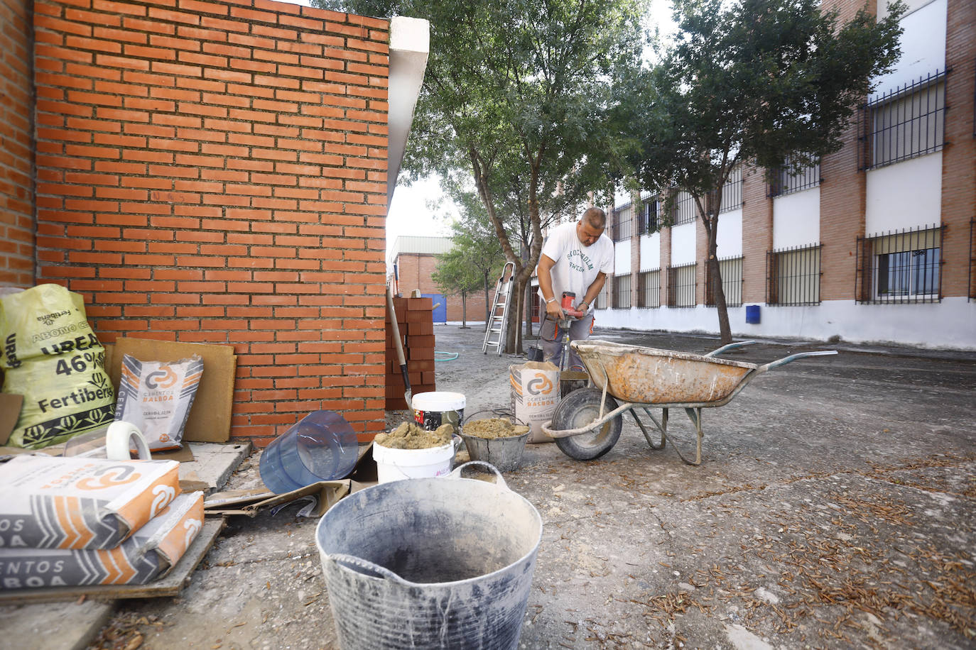 Las reformas previas al inicio del curso escolar, en imágenes