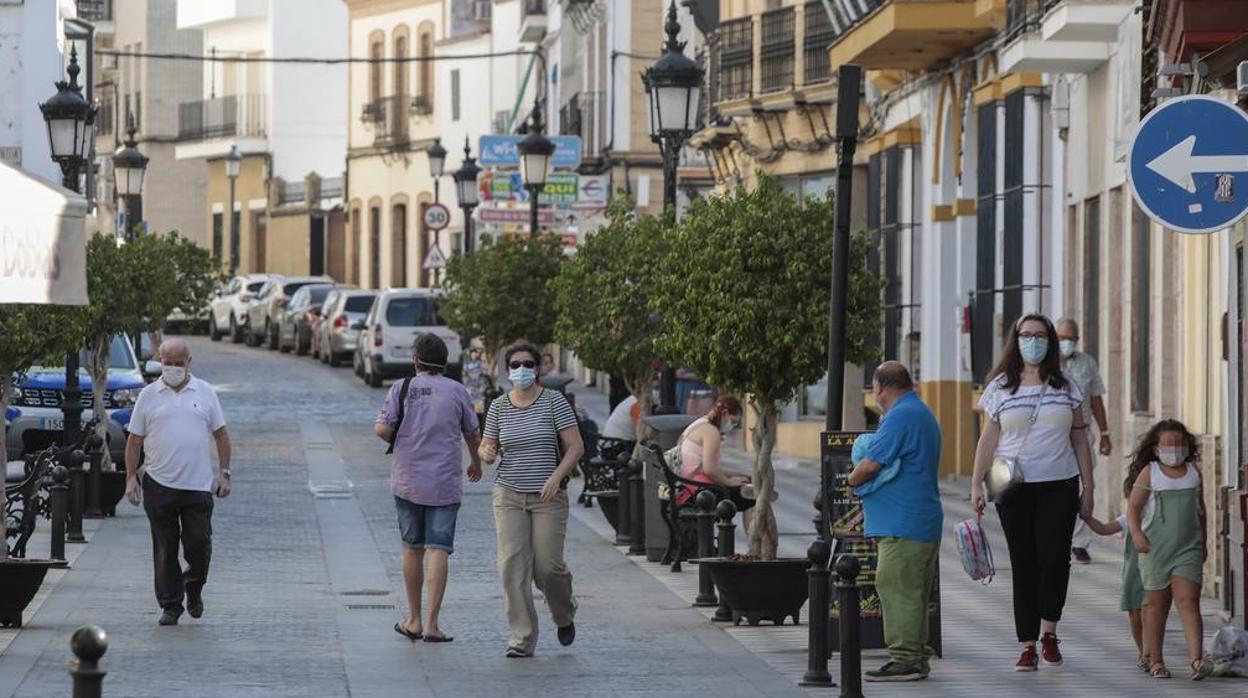 Fotogalería: Preocupación en las calles de Coria por el virus del Nilo