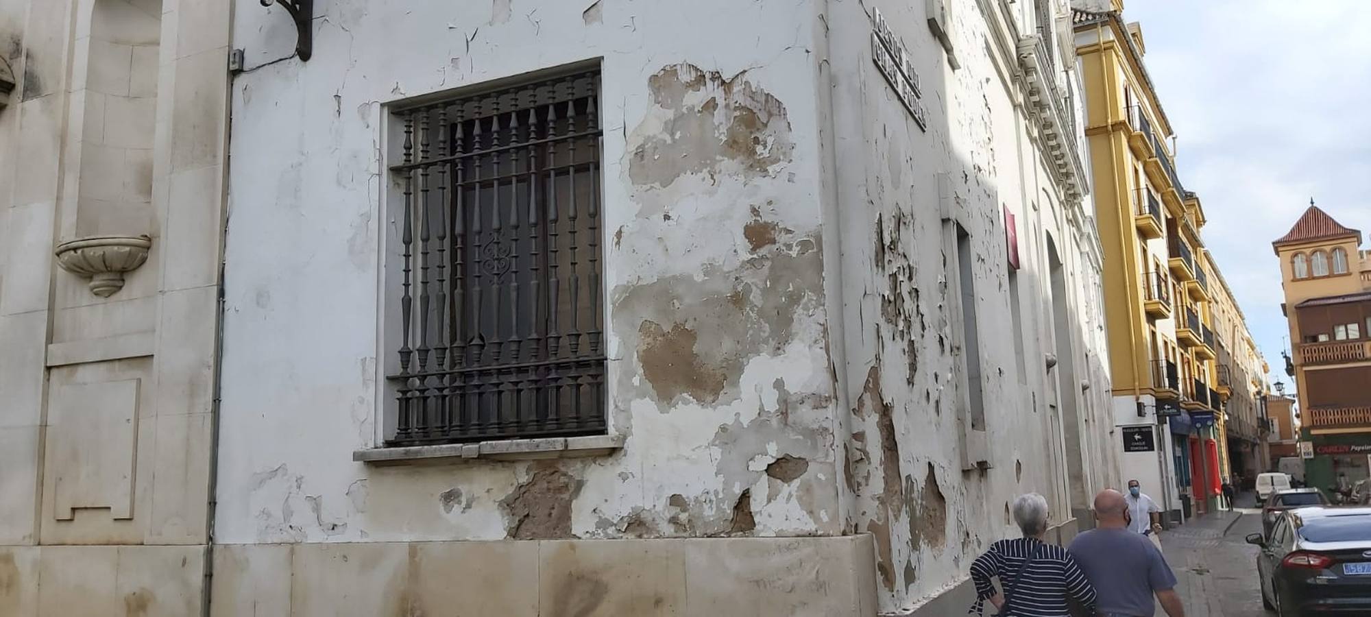 Patrimonio de Sevilla: el lamentable estado de la iglesia de San Hermenegildo, en imágenes