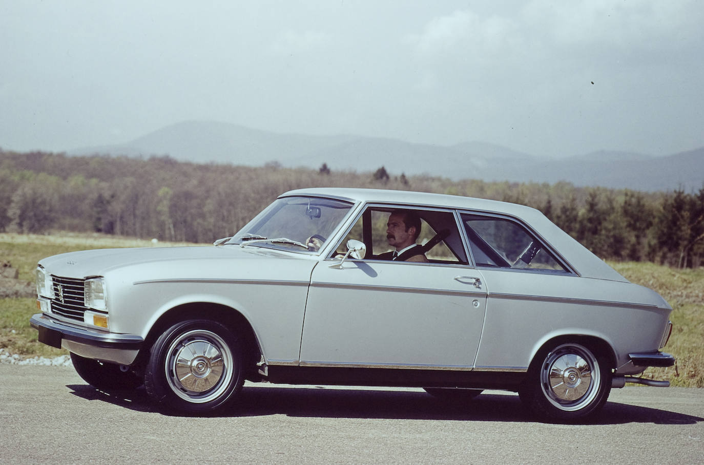 Fotogalería: 50 años del Peugeot 304