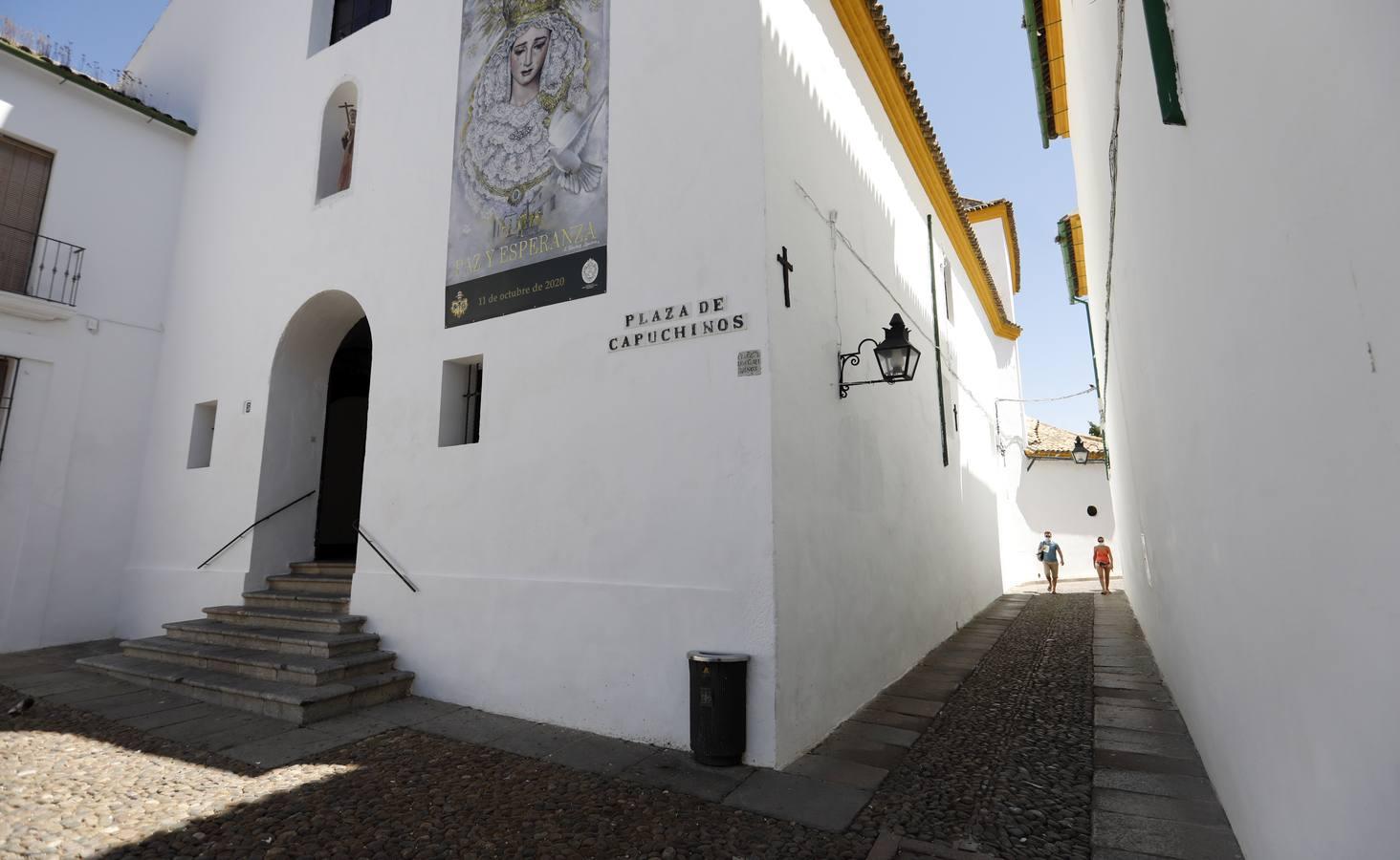 La plaza de Capuchinos en estado previo de remodelación, en imágenes: