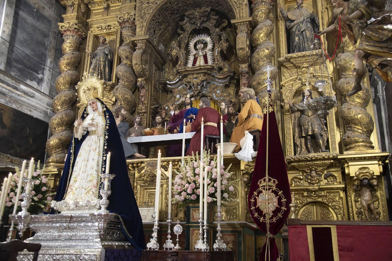 Altar de la Virgen del Subterráneo por la festividad de la Realeza de María