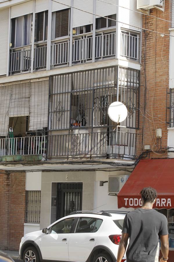 Patrullas vecinales para frenar las okupaciones en sus barrios, en imágenes