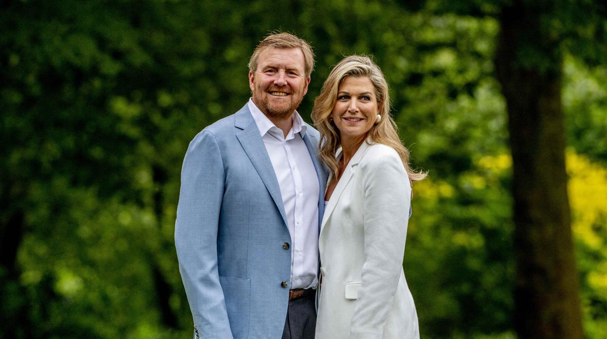 La Familia Real holandesa disfruta de su nuevo yate de 2 millones: tan lujoso como polémico