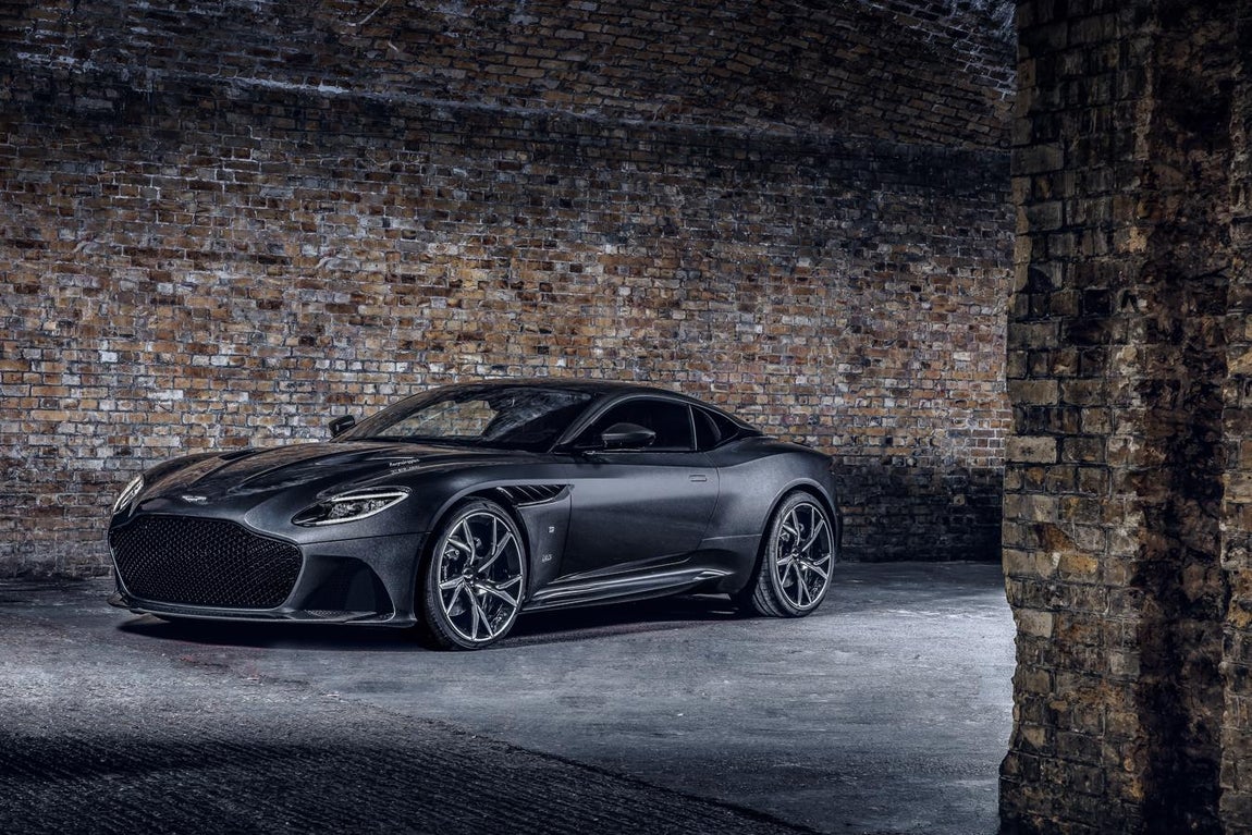 Aston Martin DBS Superleggera - Los coches del Agente 007. Este automóvil será el protagonista de la última película y su producción e ha limitado tan solo a 25 ejemplares.