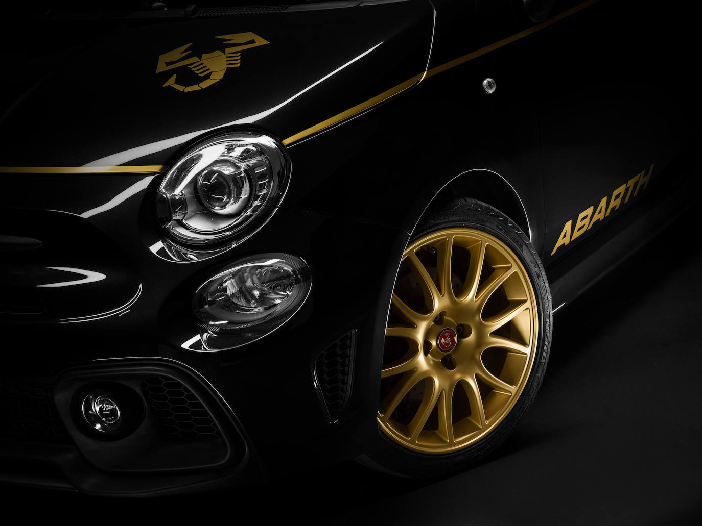 Fotogalería: Abarth 595 Scorpioneoro y 595 Monster Energy Yamaha