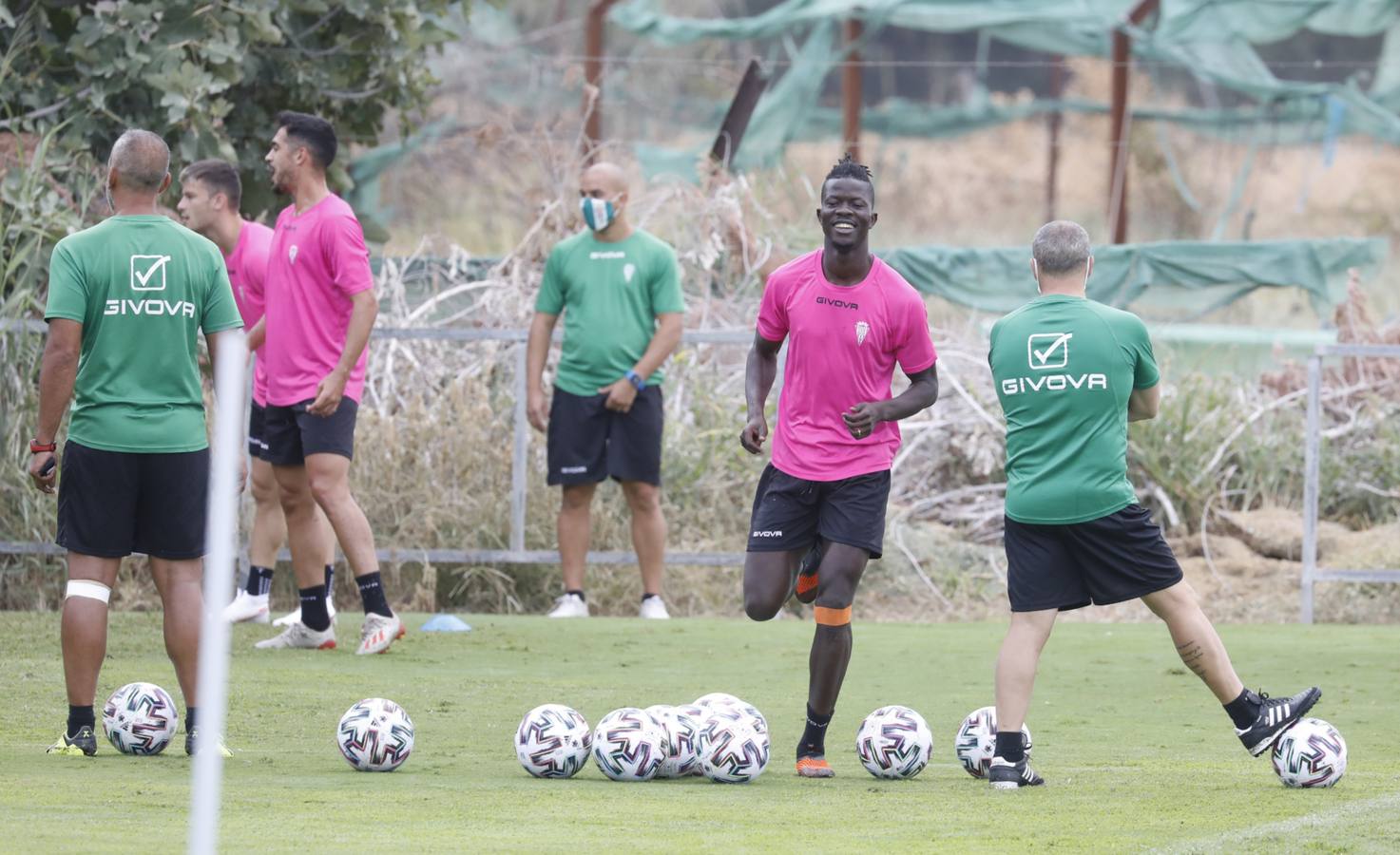 La vuelta de Bernardo Cruz al Córdoba CF y la incorporación de Ortiz, en imágenes