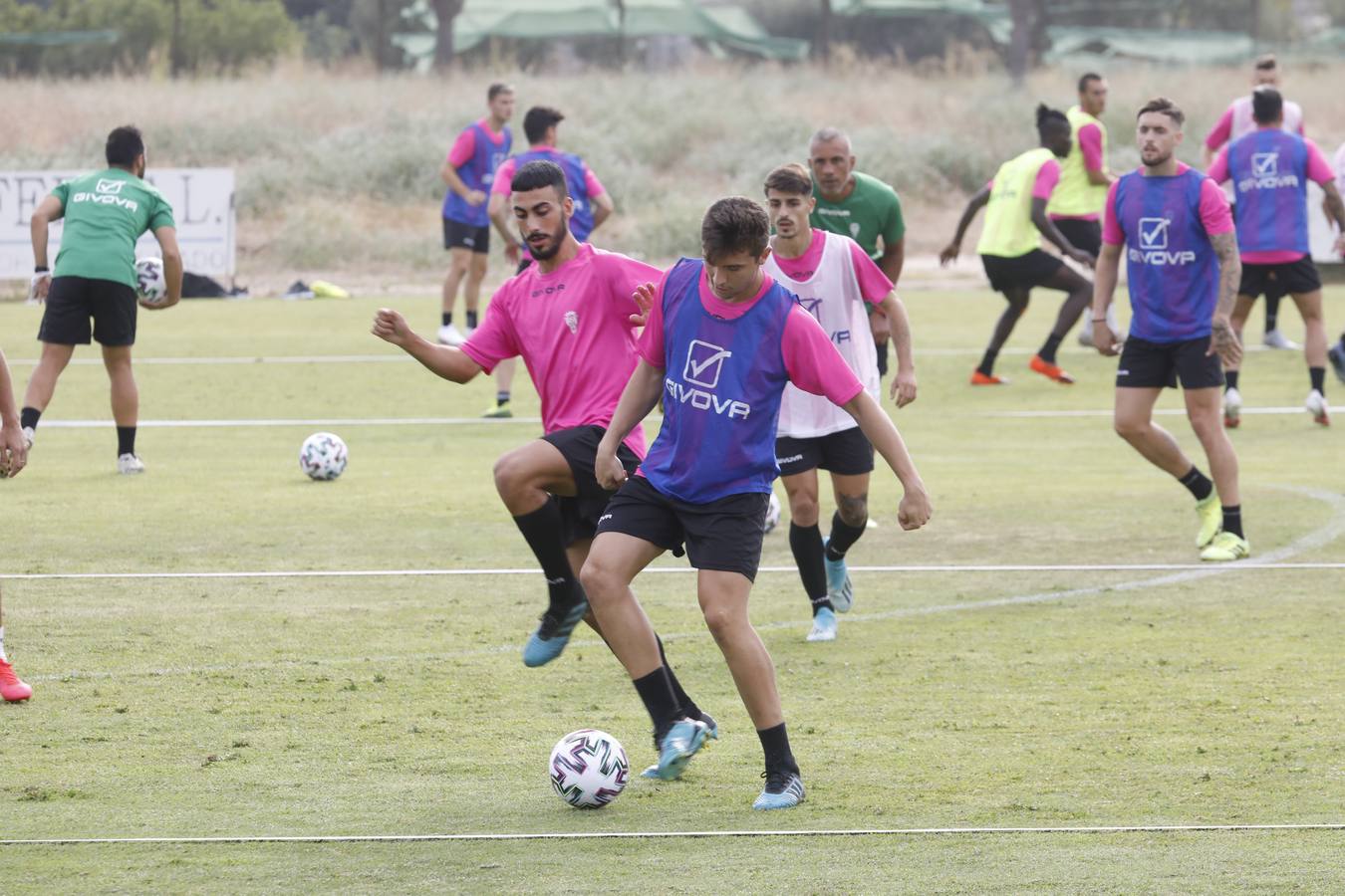 La vuelta de Bernardo Cruz al Córdoba CF y la incorporación de Ortiz, en imágenes