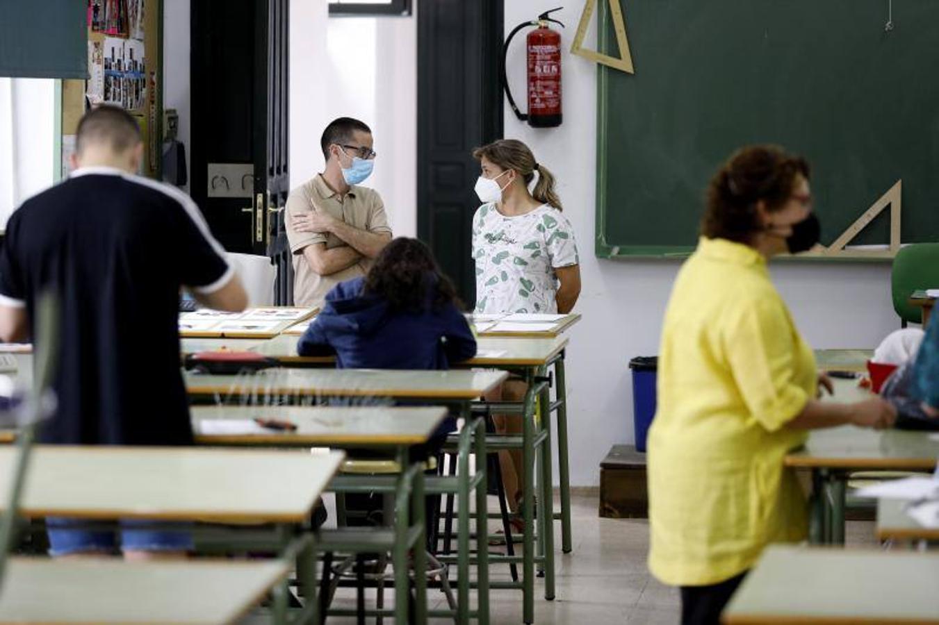 El primer día de exámenes en el IES Góngora de Córdoba, en imágenes