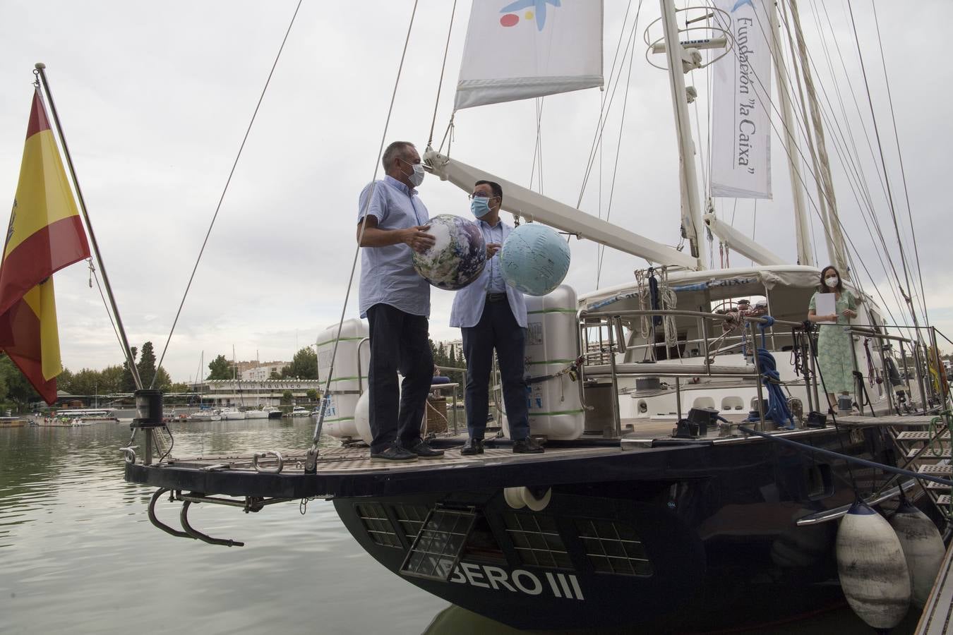 El velero Íbero III amarra en Sevilla para contar la Primera Vuelta al Mundo