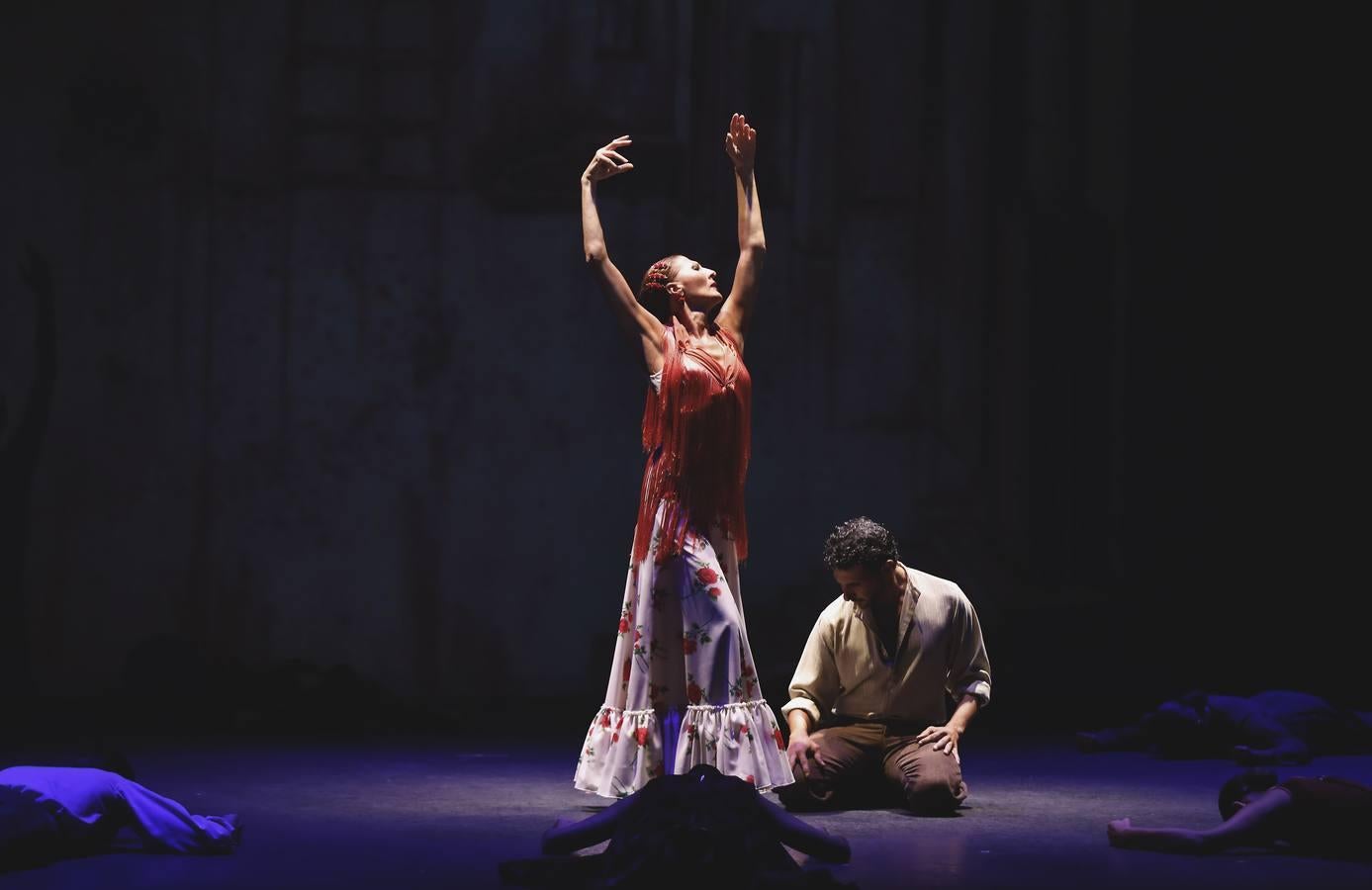 En imágenes, arranca la Bienal con el Ballet Flamenco de Andalucía