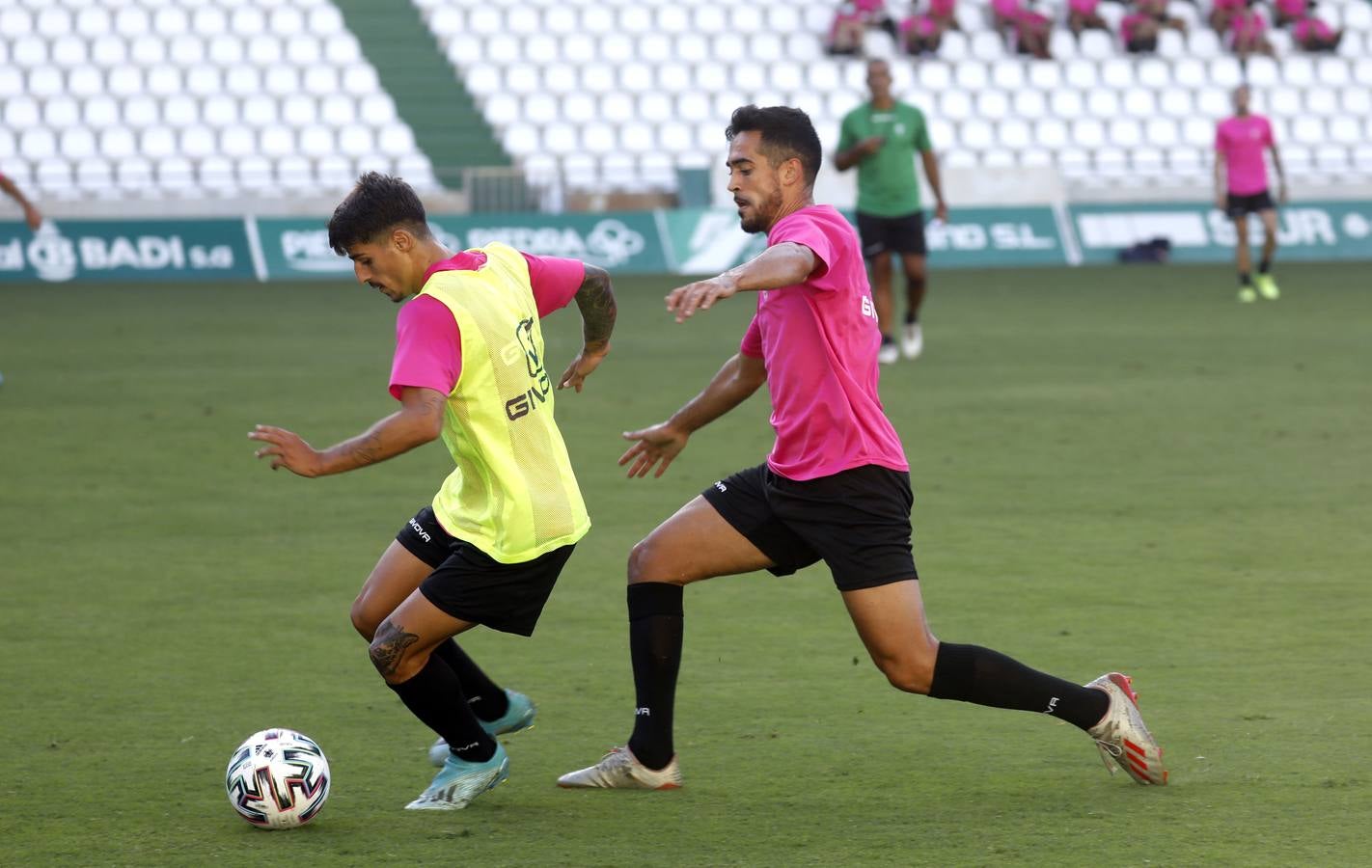 El partido de entrenamiento del Córdoba CF con el filial, en imágenes