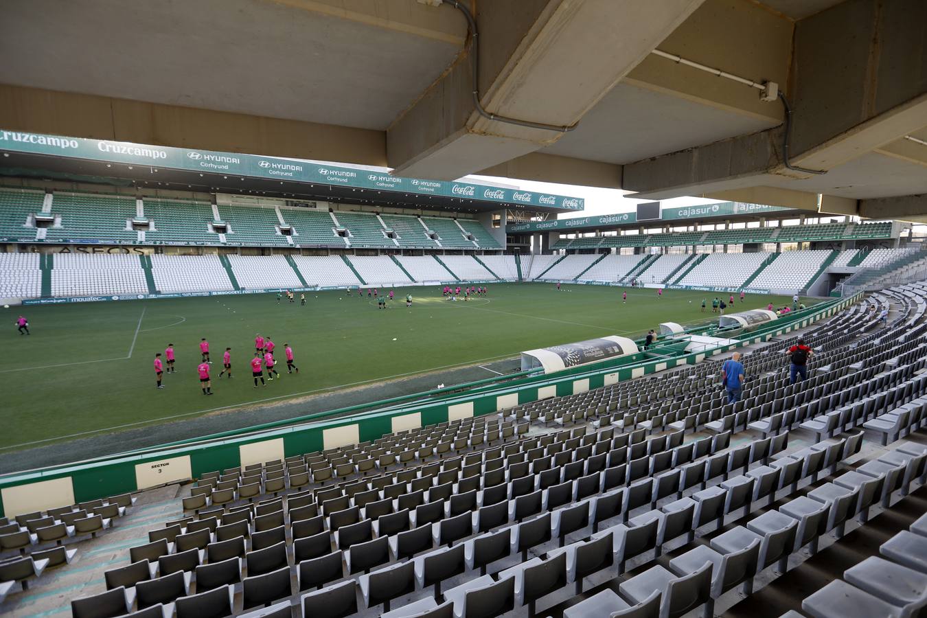 El partido de entrenamiento del Córdoba CF con el filial, en imágenes